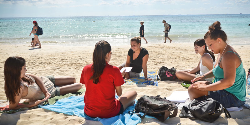 Española en la playa