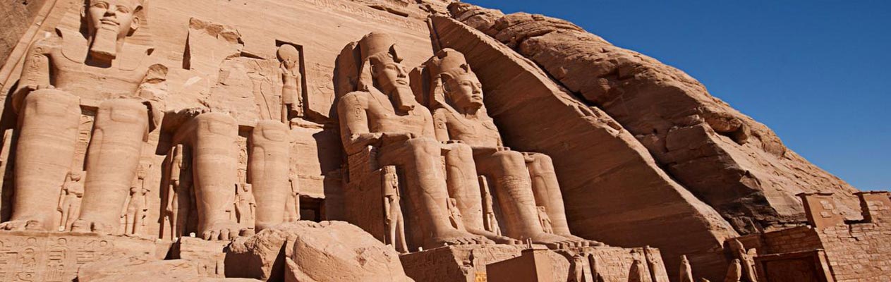Los templos árabes de Abu Simbel en Egipto