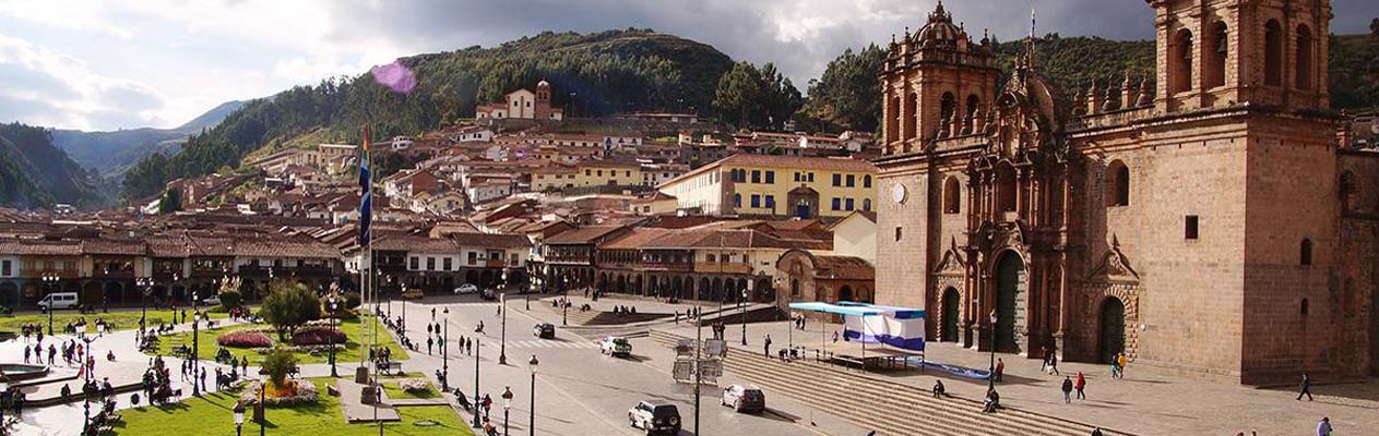 Catedral de Cusco y plaza principal, Cusco, Perú
